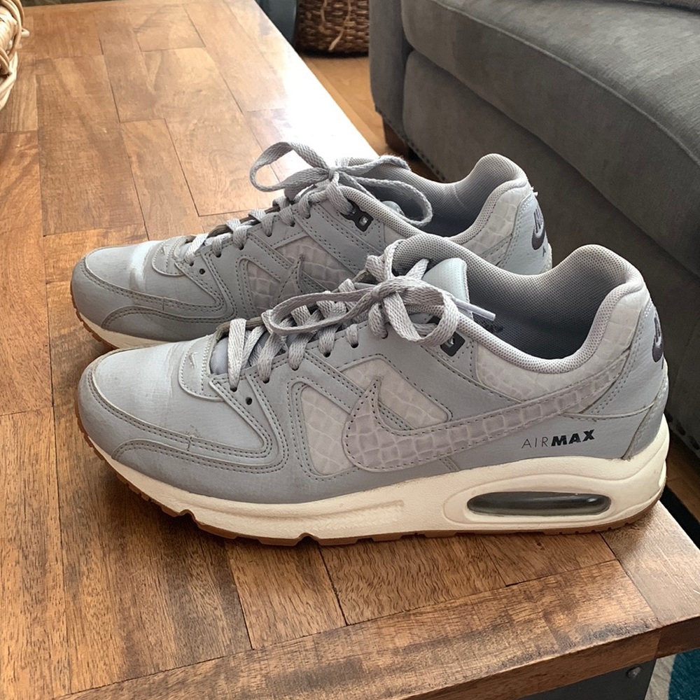 Women’s Nike Air Max size 10